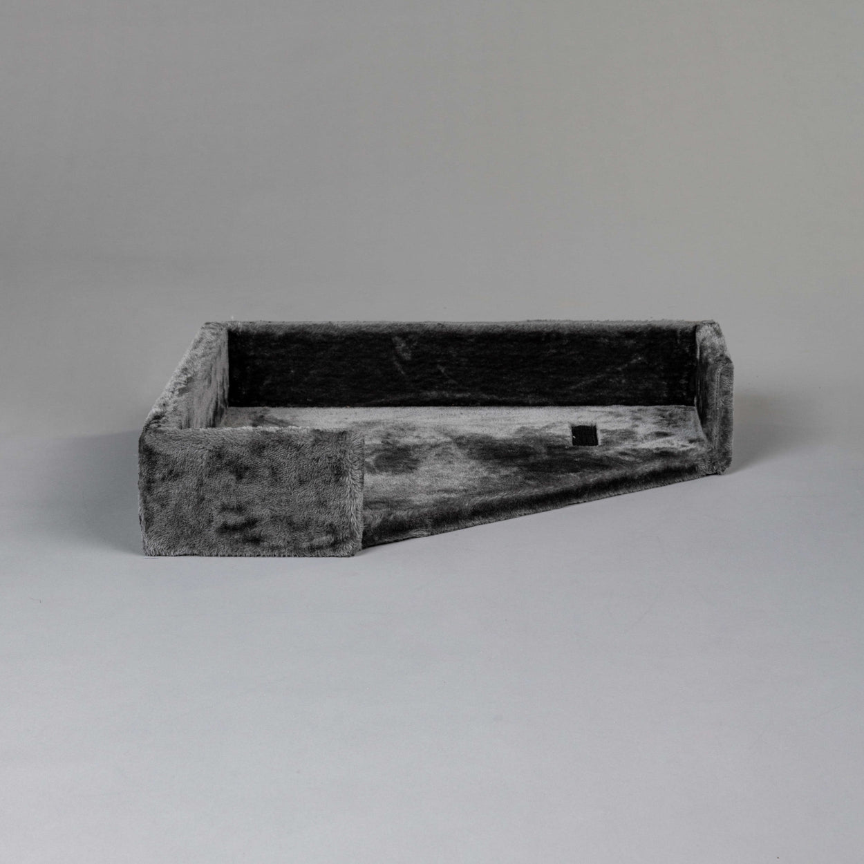 Trapezium top bed dark grey (Corner Cat XXL) without cushion