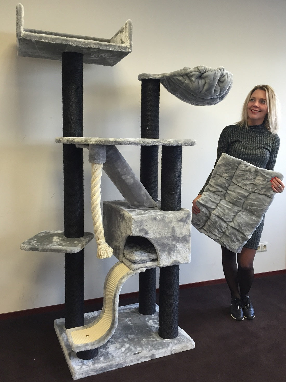 Cat Mansion Blackline Light Grey