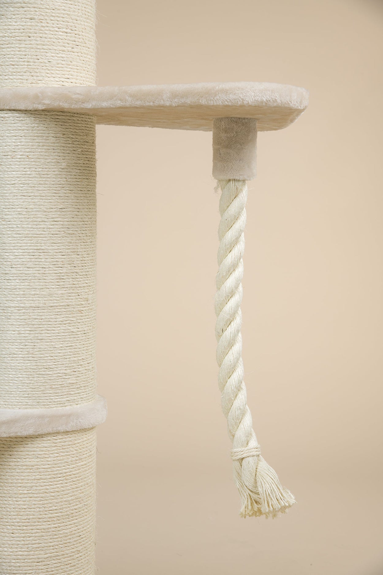 Large, Cream Lying Area Step With Play Rope Triangular (for 12, 15 or 20 cm poles)