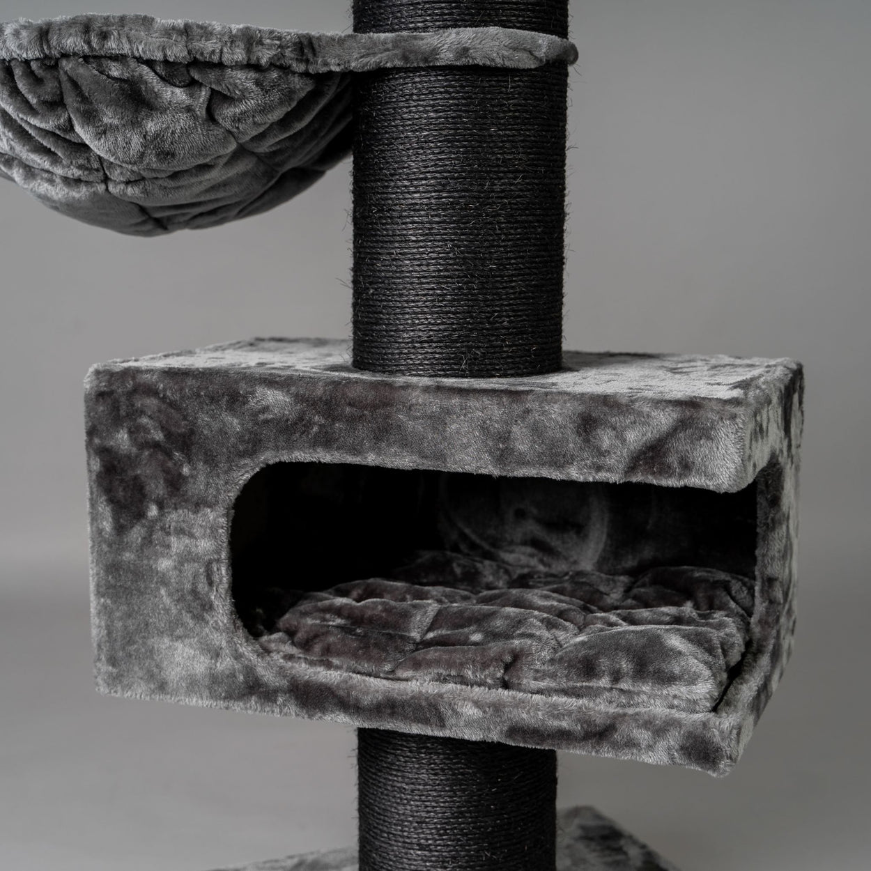 Cat Tree for large cats Royalty Retreat (Blackline Dark Grey ...