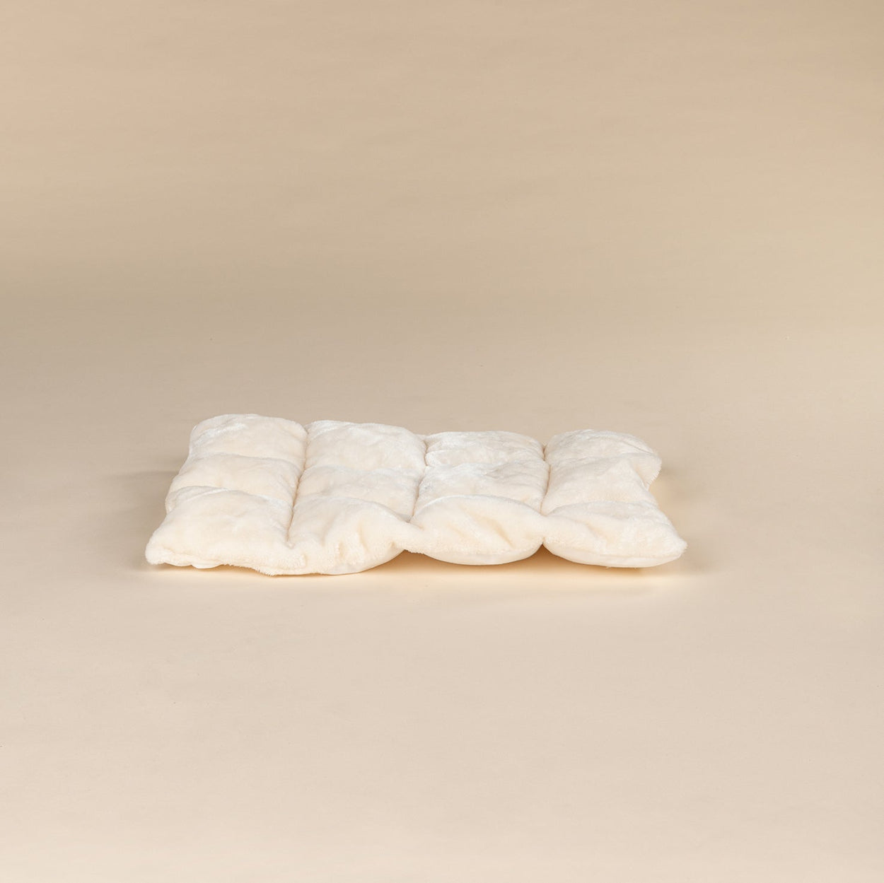 Cushion for rectangular top bed beige (60x43x15cm)