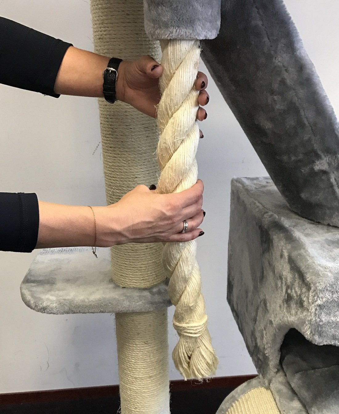 Cat Mansion Light Grey